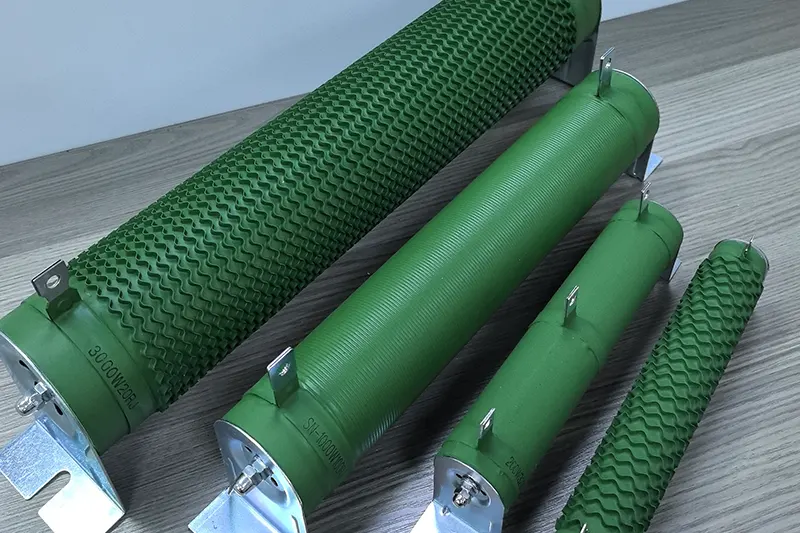 Tehokkaat keraamiset vastukset takaavat erinomaisen lämmönpoiston vetovoimalle ja uusiutuvalle energialle